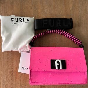 NWT discontinued Furla 1927 shoulder bag in fuchsia and black